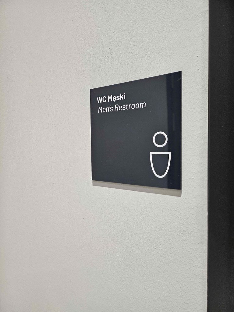 piktogram, wayfinding, siw, oznakowanie budynków, montador